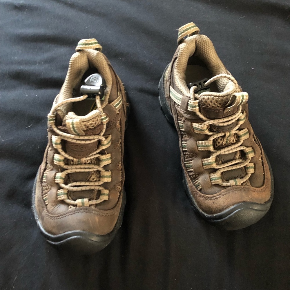 Toddler hiking boots